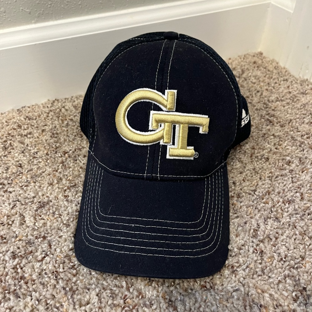 Like new Georgia Tech hat (M-XL one size fit)